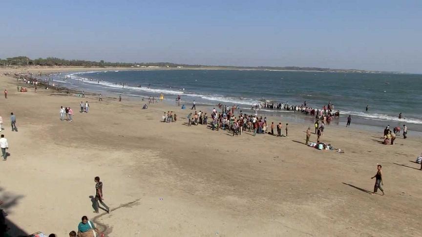 Nagoa Beach